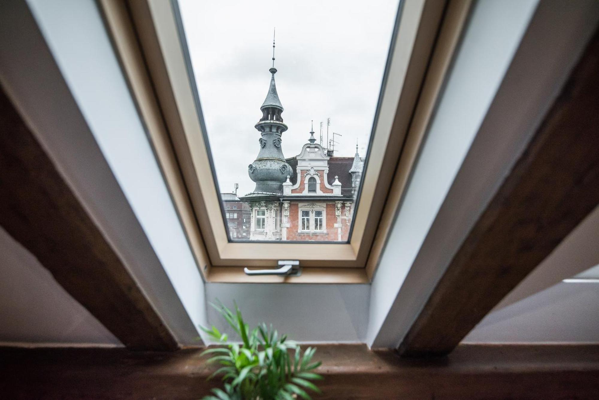 Przytulny Apartament Z Wieza Гливице Экстерьер фото