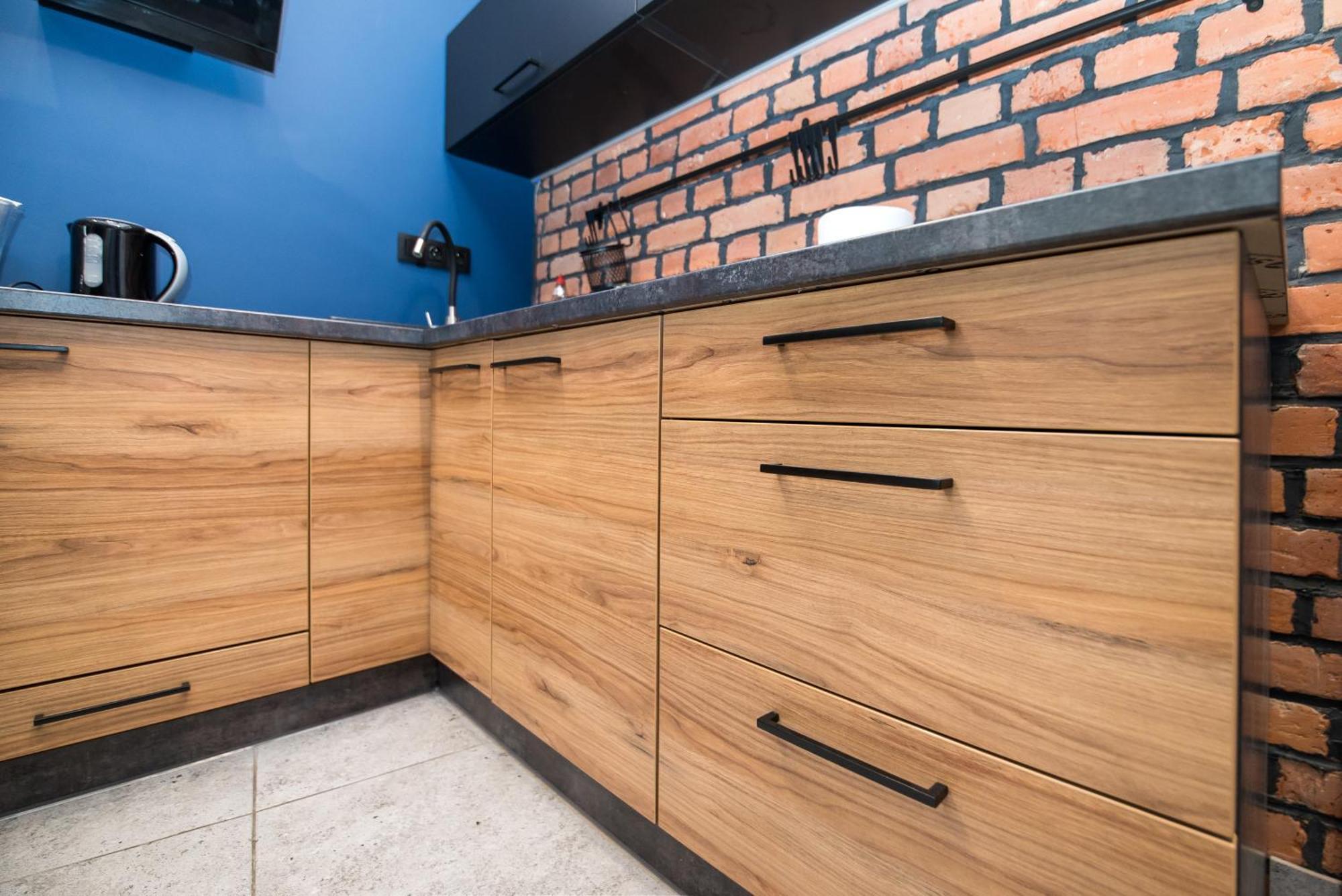 Przytulny Apartament Z Wieza Гливице Экстерьер фото
